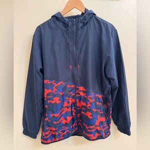 Russell Athletic Men’a Full-Zip Navy and Red Camo Windbreaker